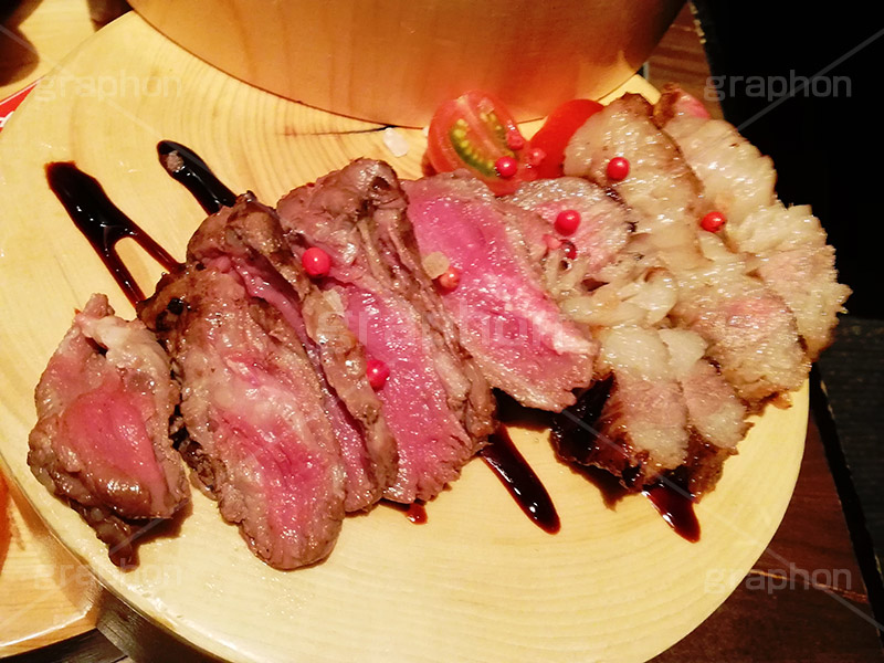 熟成肉,肉,肉食,ビーフ,ポーク,バルサミコ酢,レア,つまみ,おつまみ,居酒屋,バル,beef,pork,スマホ撮影