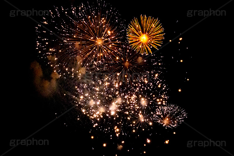 打ち上げ花火,花火,はなび,花火大会,祭り,夏祭り,夏,火花,風物詩,打ち上げ,打上,打上花火,華火,煙火,綺麗,きれい,キレイ,火薬,火,季語,まつり,アニバーサリー,anniversary,fireworks
