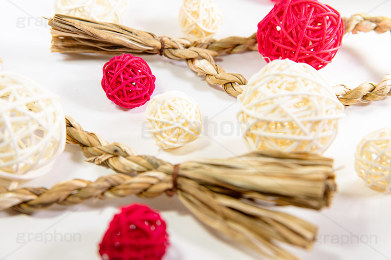 正月飾り,しめ飾り,お正月,正月,飾り,装飾,和,大晦日,縁起,清浄,新年,年明け,年越し,年末,初詣,12/31,1/1,イベント,風習,しめ縄,和風,行事,わら,年賀状,japanese,japan,new year,フルサイズ撮影