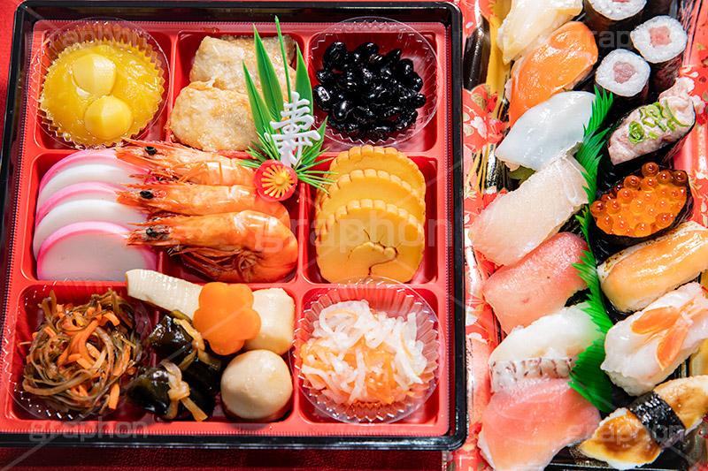 おせち,おせち料理,すし,寿司,お寿司,年賀状,年明け,正月,お正月,祝い,お祝い,和風,和食,日本食,伝統,イベント,パーティー,行事,賀正,焼き豚,焼豚,チャーシュー,黒豆,くり,栗きんとん,栗,寿,伊達巻,昆布,海老,エビ,えび,煮,煮物,昆布巻き,昆布,こんぶ,かまぼこ,カマボコ,膾,なます,新年会,あけおめ,party,event,japan,フルサイズ撮影