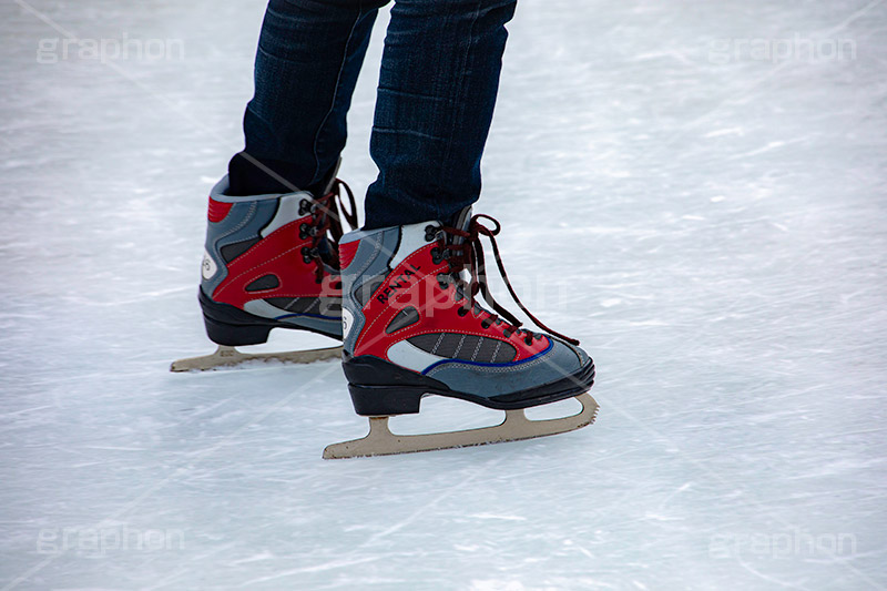 スケート,スケートリンク,滑る,氷,氷上,スケート靴,足元,冬,ウィンター,スポーツ,winter,skate,sports,フルサイズ撮影