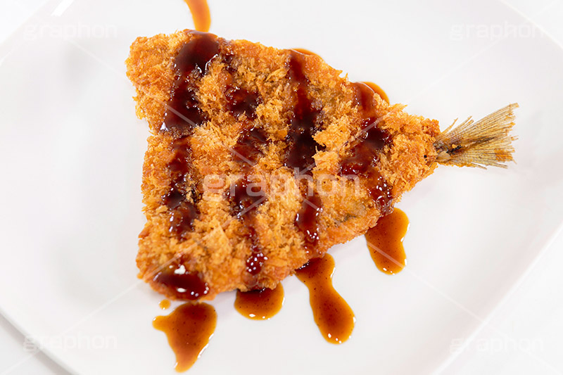 アジフライ,あじ,アジ,鯵,魚,尻尾,しっぽ,揚げ物,揚げ,フライ,あぶら,油,総菜,和食,日本食,衣,サクサク,青魚,中性脂肪,コレステロール,DHA,japan,フルサイズ撮影