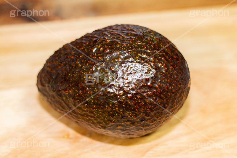 アボカド,サラダ,ワニナシ,果実,森のバター,バターフルーツ,栄養,avocado