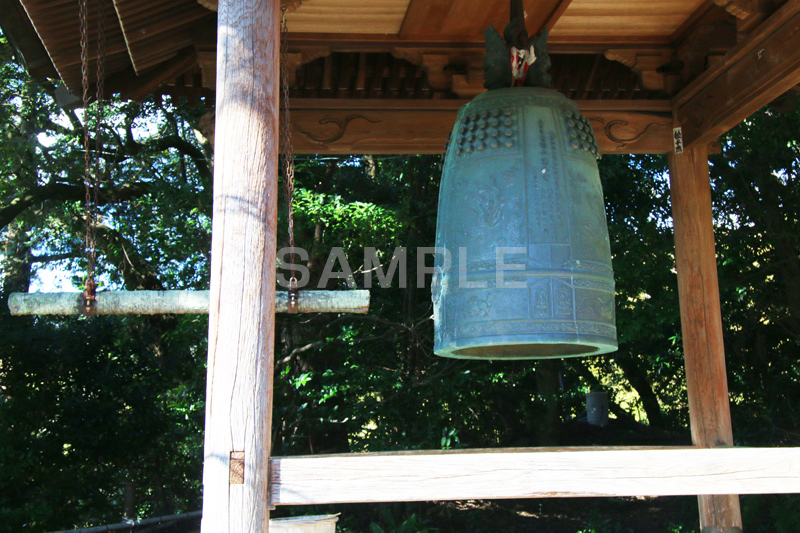 寺,お寺,てら,鐘,銅鐘,除夜の鐘,鳴らす,参拝,お参り,釣鐘,梵鐘,半鐘,突く,寺院,大晦日,お正月,正月,除夜の鐘,新年,年明け,年越し,年末,初詣,12/31,1/1,イベント,temple,japan,new year