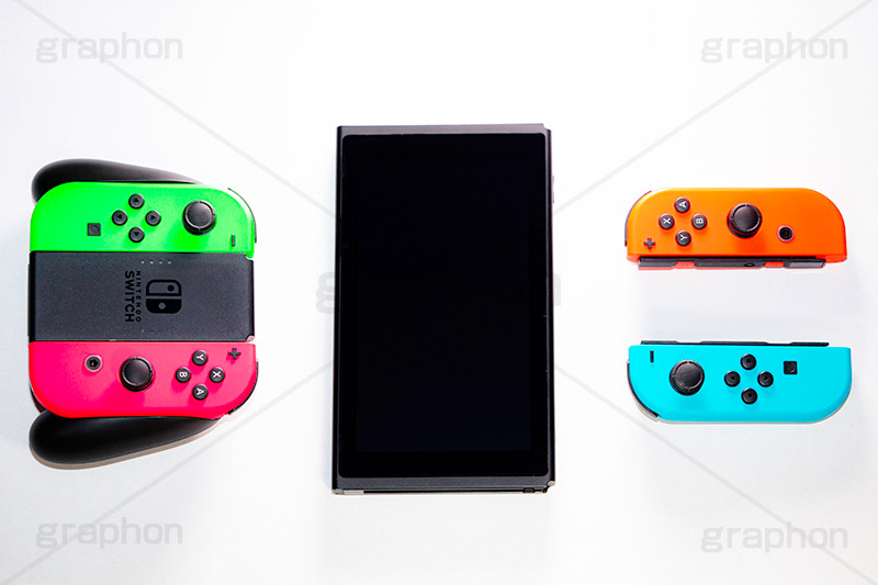 ゲーム機,ゲーム,コンシューマー,コントローラー,スイッチ,こども,子供,おもちゃ,オモチャ,玩具,TOY,対戦,バトル,勝負,game,controller,switch