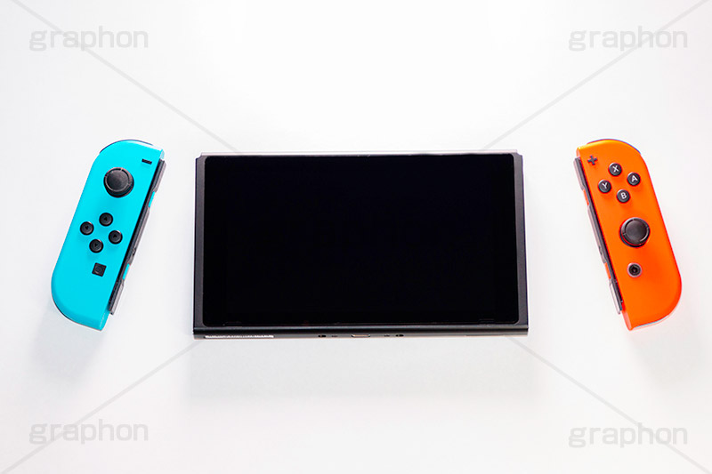 ゲーム機,ゲーム,コンシューマー,コントローラー,スイッチ,こども,子供,おもちゃ,オモチャ,玩具,TOY,game,controller,switch