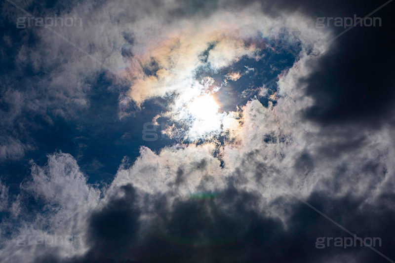 迫る雨雲,雨雲,ゲリラ豪雨,豪雨,空,雲,積乱雲,お天気,空/天気,空/雲,太陽,逆光,フレア,自然,flare,sky,natural,フルサイズ撮影