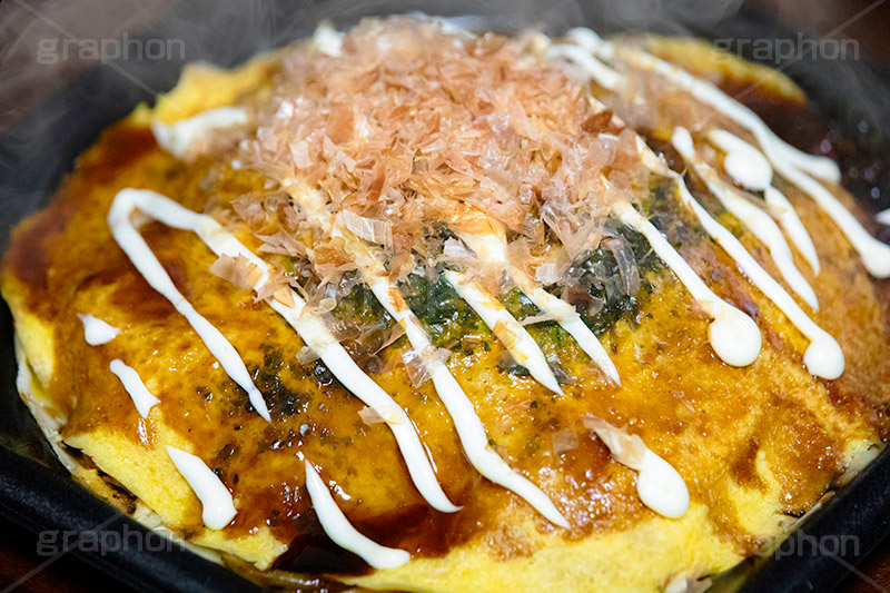 お好み焼,粉もん,かつお節,鰹節,青のり,青海苔,マヨネーズ,ソウルフード,ソース,つまみ,おつまみ,湯気,soulfood,japan,フルサイズ撮影