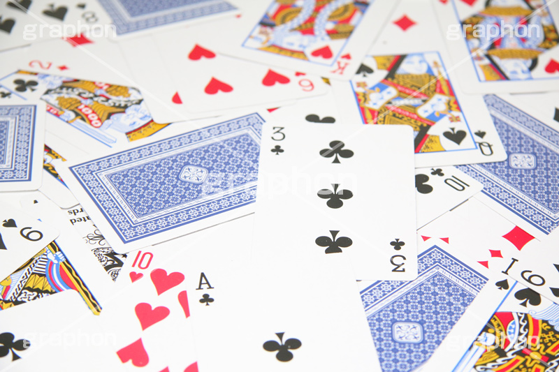 トランプ,とらんぷ,玩具,ゲーム,カード,プレイング,占い,手品,マジック,切り札,trump,TOY,game,card,遊び,おもちゃ,ルール