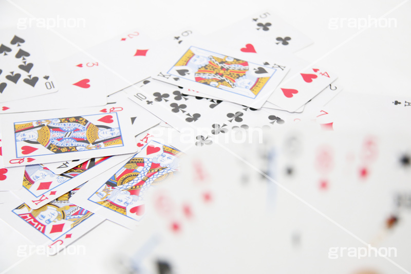 トランプ,とらんぷ,玩具,ゲーム,カード,プレイング,占い,手品,マジック,切り札,trump,TOY,game,card,遊び,おもちゃ,ルール