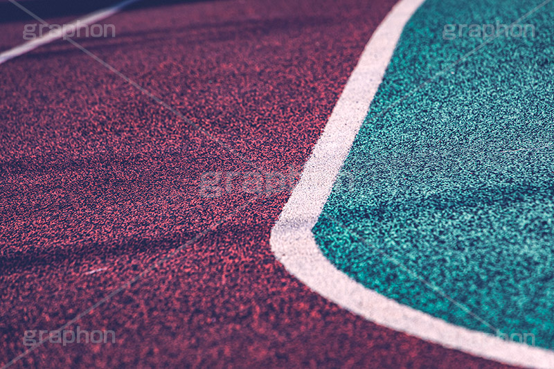 競技トラック,トラック,陸上競技場,陸上,競技,競争,競走,レース,運動,スポーツ,リレー,マラソン,タイム,施設,競技場,グラウンド,グランド,部活,学校,地面,白線,オリンピック,レトロ,ヴィンテージ,雰囲気,vintage,sports,olympic,track