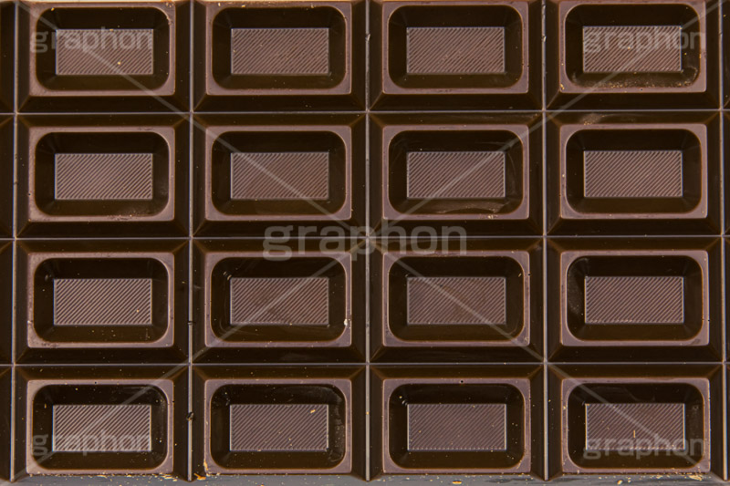 板チョコ,いたちょこ,ミルク,ビター,チョコレート,チョコ,甘い,菓子,スイーツ,カカオ,バレンタイン,バレンタインデー,おやつ,ショコラ,恋愛,告白,恋,愛,お菓子,テクスチャ,テクスチャー,texture,chocolate,bitter,sweet,cacao,valentine,フルサイズ撮影