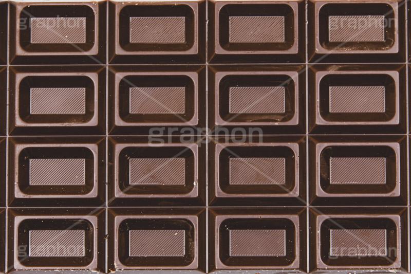 板チョコ,いたちょこ,ミルク,ビター,チョコレート,チョコ,甘い,菓子,スイーツ,カカオ,バレンタイン,バレンタインデー,おやつ,ショコラ,恋愛,告白,恋,愛,お菓子,テクスチャ,テクスチャー,texture,chocolate,bitter,sweet,cacao,valentine,フルサイズ撮影