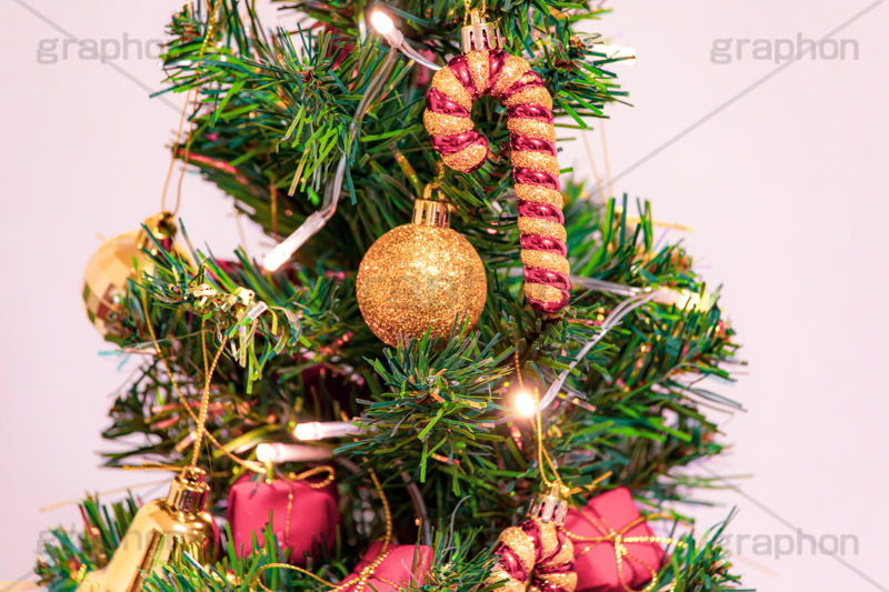 クリスマスツリー,イルミネーション,イルミ,電飾,電球,冬,クリスマス,飾り,デコレーション,イベント,オーナメント,ボール,ベル,キャンディ,プレゼント,illumination,tree,candy,present,CHRISTMAS,Xmas,ornament,bell,フルサイズ撮影