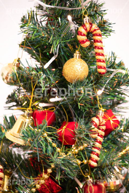 クリスマスツリー,イルミネーション,イルミ,電飾,電球,冬,クリスマス,飾り,デコレーション,イベント,オーナメント,ボール,ベル,キャンディ,プレゼント,illumination,tree,candy,present,CHRISTMAS,Xmas,ornament,bell,フルサイズ撮影