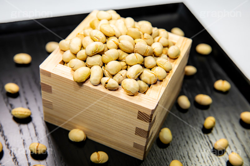 豆まき,豆,まめ,マメ,大豆,撒く,節分,福,外,内,季語,イベント,雑節,大寒,邪気除け,厄除け,和,和風,風習,行事,マス,枡,文化,event,japan,フルサイズ撮影