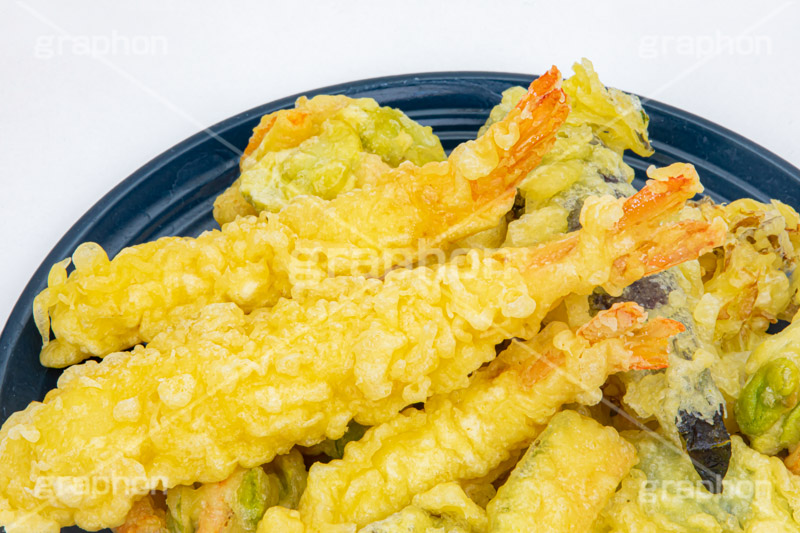 天ぷらの盛り合わせ,天ぷら,てんぷら,天麩羅,和食,日本食,揚げ物,盛り合わせ,盛合せ,えび天,海老天,えび,エビ,海老,キス,かぼちゃ,カボチャ,南瓜,なす,茄子,ナス,そら豆,かき揚げ,japan,フルサイズ撮影