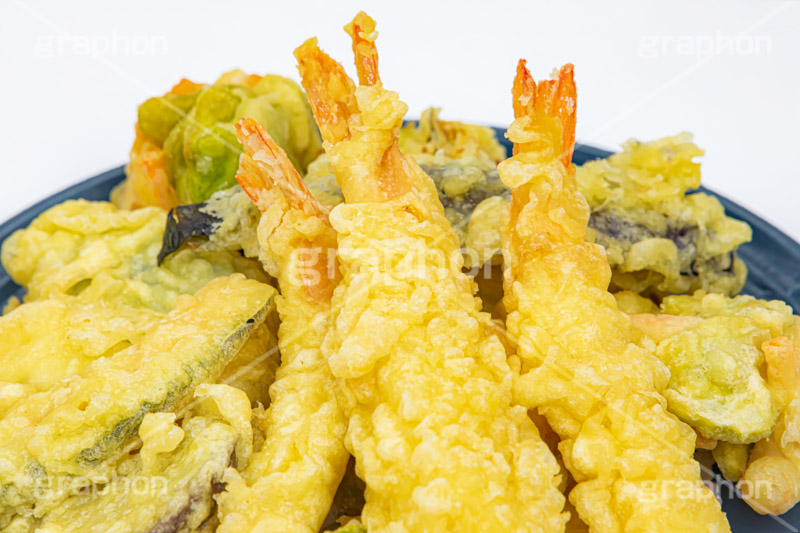 天ぷらの盛り合わせ,天ぷら,てんぷら,天麩羅,和食,日本食,揚げ物,盛り合わせ,盛合せ,えび天,海老天,えび,エビ,海老,キス,かぼちゃ,カボチャ,南瓜,さつま芋,サツマイモ,なす,茄子,ナス,そら豆,かき揚げ,japan,フルサイズ撮影