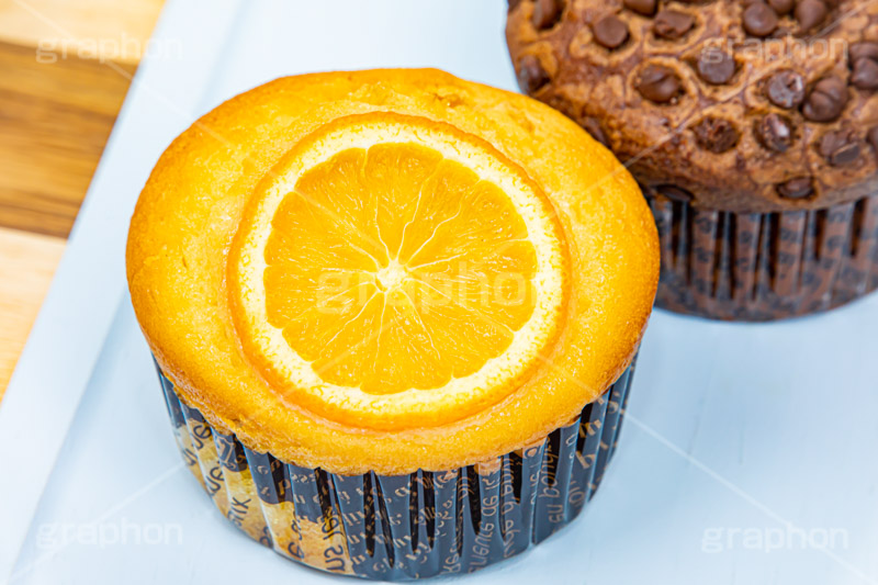 マフィン,カップケーキ,オレンジ,ドライフルーツ,チョコ,チョコレート,チョコチップ,甘味,甘い,お茶会,おやつ,お菓子,菓子,スイーツ,焼き菓子,sweet,chocolate,orange,フルサイズ撮影