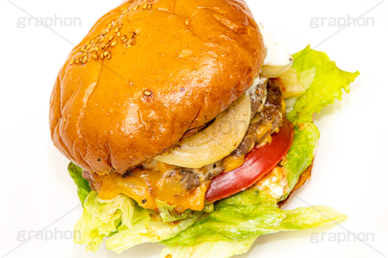 ハンバーガー,バーガー,サンド,パテ,ジューシー,ジャンク,ジャンキー,ジャンクフード,チェーン店,ファーストフード,ファストフード,洋食,ビーフ,牛肉,ベーコン,オニオン,トマト,レタス,チーズ,ソース,cheese,beef,hamburger,tomato,onion,フルサイズ撮影