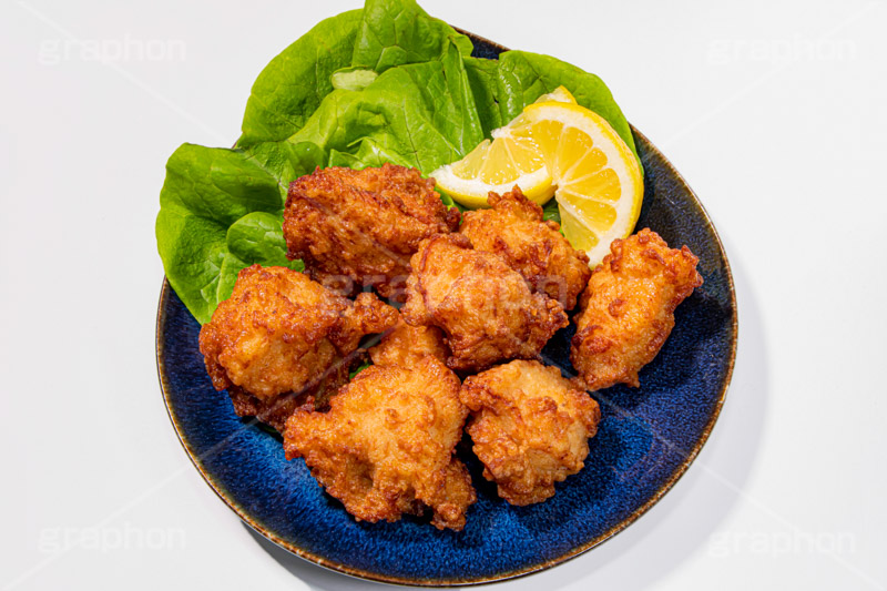 唐揚げ,唐揚げ,からあげ,から揚げ,揚げ物,揚げ,鶏,お惣菜,総菜,おかず,居酒屋,和食,日本食,日本料理,定食,つまみ,おつまみ,油,ジャンキー,カロリー,ジャンクフード,レモン,サラダ菜,lemon,フルサイズ撮影