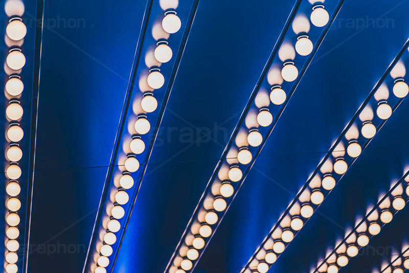 電球,照明,ライト,電気,光,照明器具,ライティング,インテリア,明,天井,ステージ,stage,right,interior,フルサイズ撮影