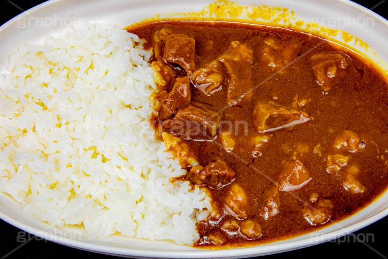 ビーフカレー,カレーライス,カレー,カリー,牛肉,ビーフ,具,辛い,スパイス,夕飯,夕食,ご飯,ライス,和食,日本料理,日本食,japan,curry,フルサイズ撮影
