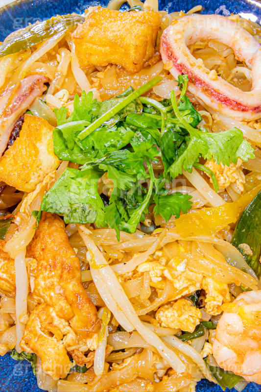 パッタイ,フォー,米粉,麺,麺類,エスニック,オリエンタル,アジアン,エビ,えび,海老,いか,イカ,豆腐,玉子,もやし,モヤシ,ニラ,パクチー,香草,ナッツ,パクチニスト,ethnic,フルサイズ撮影