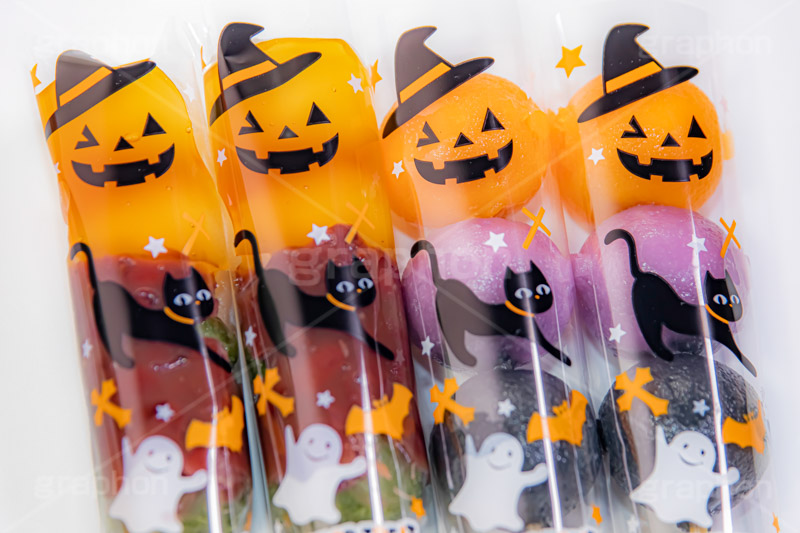 ハロウィン和菓子,ハロウィン,はろうぃん,ハロウィーン,和菓子,団子,だんご,串,みたらし団子,スイーツ,ハロウィンスイーツ,ハロウィンパーティー,パーティー,コーディネート,イベント,パンプキン,秋,おやつ,デザート,ジャックオランタン,ジャックオーランタン,黒猫,ゴースト,お化け,オバケ,おばけ,お菓子,菓子,トリート,こども,子供,キッズ,行事,かわいい,可愛い,カワイイ,ポップ,POP,Halloween,sweet,dessert,pumpkin,kids,ghost,フルサイズ撮影