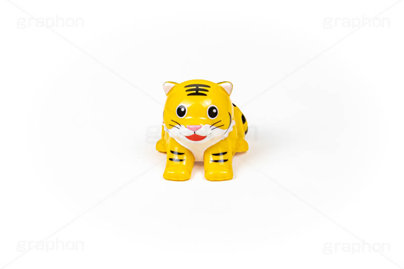 寅の置物,置物,とら年,寅年,寅,虎,とら,トラ,寅キャラクター,タイガー,干支,フィギュア,年賀状,お正月,正月,年明け,新年,ニューイヤー,アニバーサリー,イベント,行事,風習,event,anniversary,japan,tiger,フルサイズ撮影