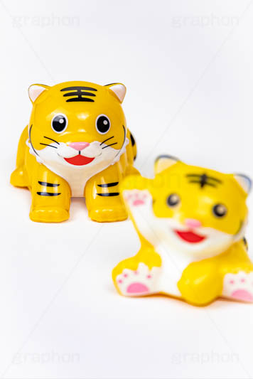 寅の置物,置物,とら年,寅年,寅,虎,とら,トラ,寅キャラクター,タイガー,干支,フィギュア,年賀状,お正月,正月,年明け,新年,ニューイヤー,アニバーサリー,イベント,行事,風習,event,anniversary,japan,tiger,フルサイズ撮影
