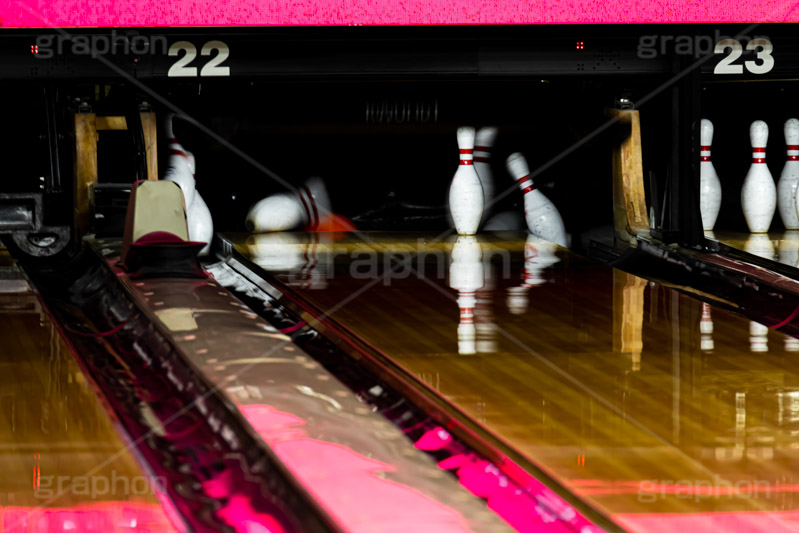 ボーリング場,ボーリング,ピン,ゲーム,スポーツ,レーン,ガーター,競技,game,bowling,フルサイズ撮影