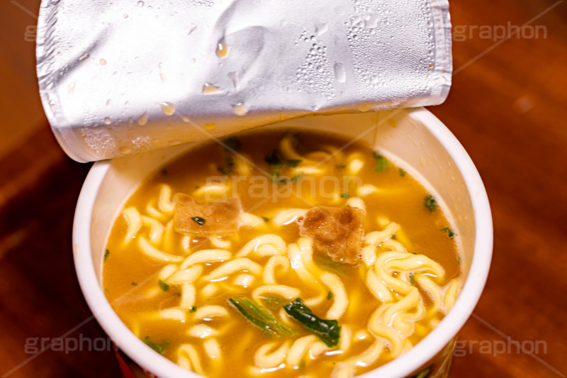 カップ麺,カップ,カップラーメン,ラーメン,らーめん,麺,麺類,中華麺,麺料理,国民食,日本拉麺,即席,インスタント,家系,豚骨醬油,Ramen,Chinese noodles,フルサイズ撮影