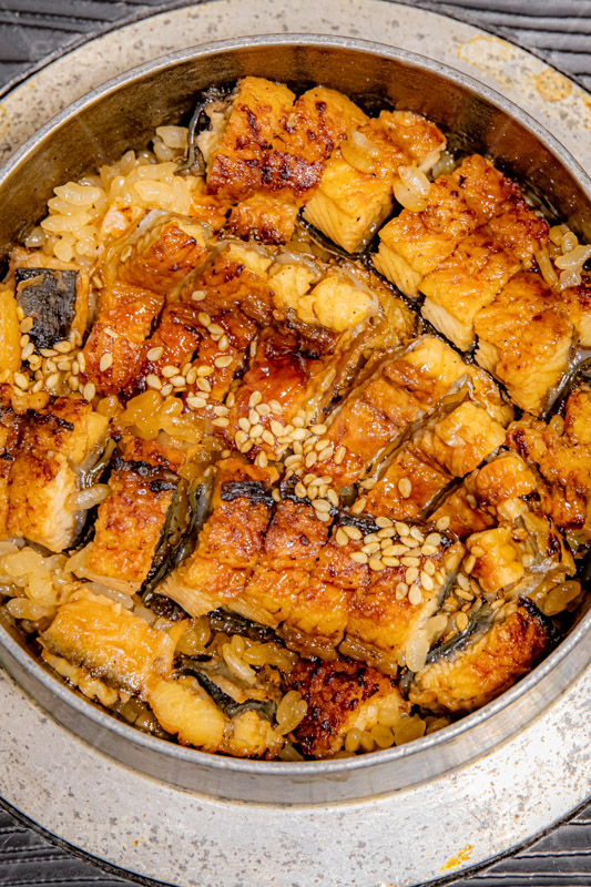 ひつまぶし,名古屋めし,ウナギ,釜めし,釜飯,うなぎ,鰻,蒲焼,かば焼き,土用の丑の日,土用,丑の日,夏,和食,日本食,日本料理,ごはん,ご飯,スタミナ,性,季節感,照り,ツヤ,たれ,タレ,ごま,胡麻,ゴマ,サマー,ソウルフード,summer,japan,rice,soulfood,フルサイズ撮影