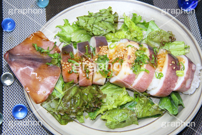 いかめし,めし,イカ飯,いか,イカ,おこわ,もち米,烏賊飯,北海道,郷土料理,つまみ,日本食,日本料理,和食,おつまみ,japan,squid
