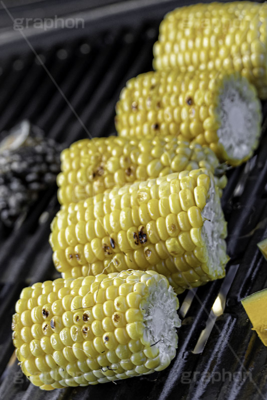 バーベキュー,トウモロコシ,とうもろこし,コーン,野菜,グリル,鉄板,japan,barbecue,seafood,BBQ,corn,フルサイズ撮影