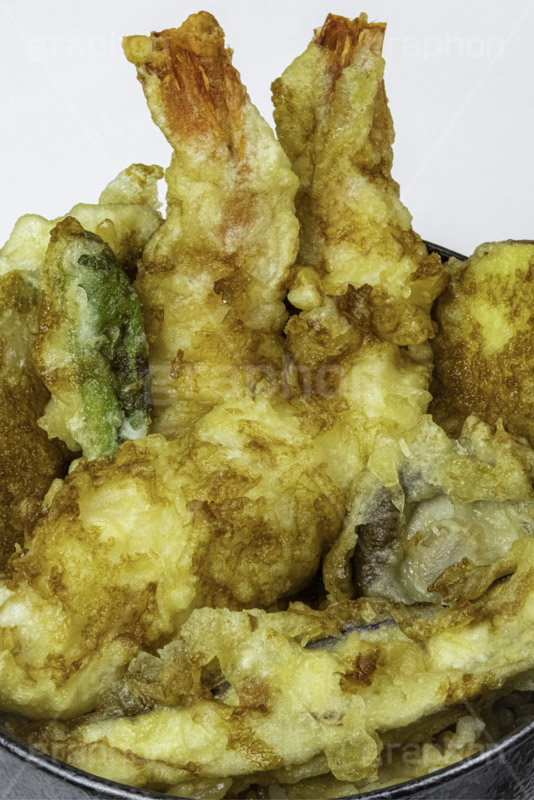 天丼,天どん,天ぷら,てんぷら,丼,どんぶり,天ぷらの盛り合わせ,天麩羅,和食,日本食,揚げ物,盛り合わせ,盛合せ,えび天,海老天,えび,エビ,海老,さつま芋,サツマイモ,ししとう,シシトウ,かぼちゃ,カボチャ,南瓜,なす,茄子,ナス,椎茸,シイタケ,しいたけ,かき揚げ,japan,フルサイズ撮影