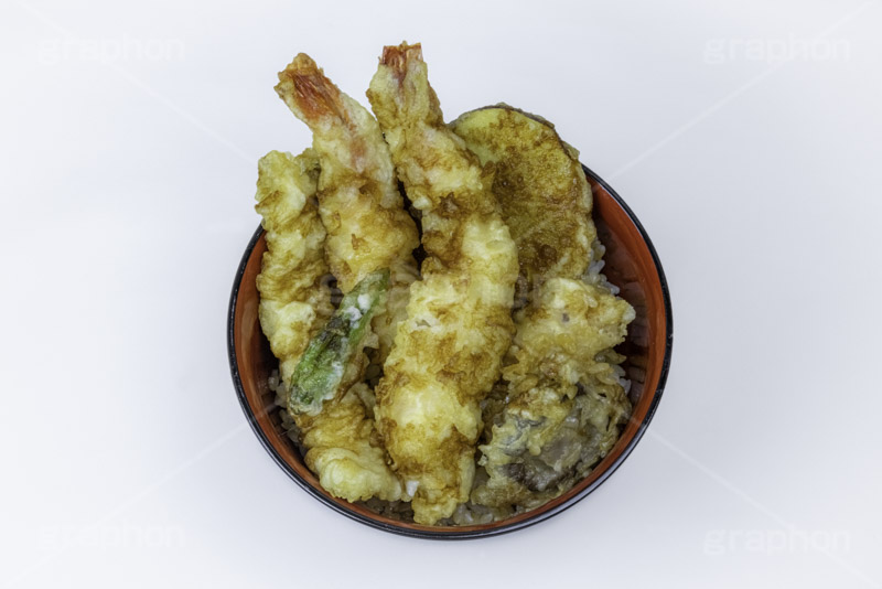 天丼,天どん,天ぷら,てんぷら,丼,どんぶり,天ぷらの盛り合わせ,天麩羅,和食,日本食,揚げ物,盛り合わせ,盛合せ,えび天,海老天,えび,エビ,海老,キス,さつま芋,サツマイモ,ししとう,シシトウ,椎茸,シイタケ,しいたけ,かき揚げ,japan,フルサイズ撮影