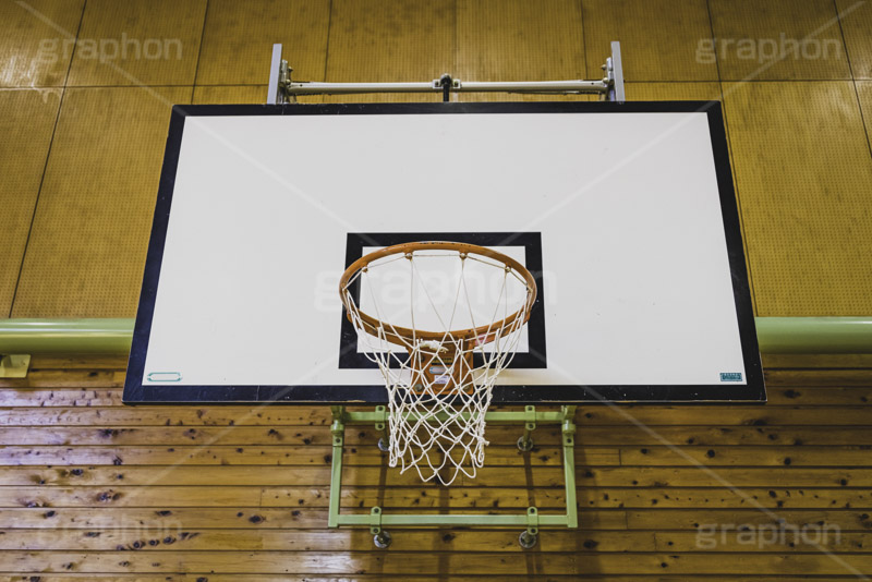 バスケットゴール,バスケットボール,バスケット,ゴール,ネット,スポーツ,競技,運動,体育,体育館,部活,学校,sports,basketball,フルサイズ撮影