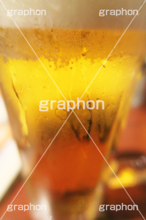生ビール,ビール,ビア,生中,beer,ジョッキ,ビールジョッキ,大麦,麦芽,居酒屋,飲み,呑み,一杯,注がれた,冷え,夏,飲む,飲み物,飲料,飲み会,ドリンク,お酒,酒,アルコール,水滴
