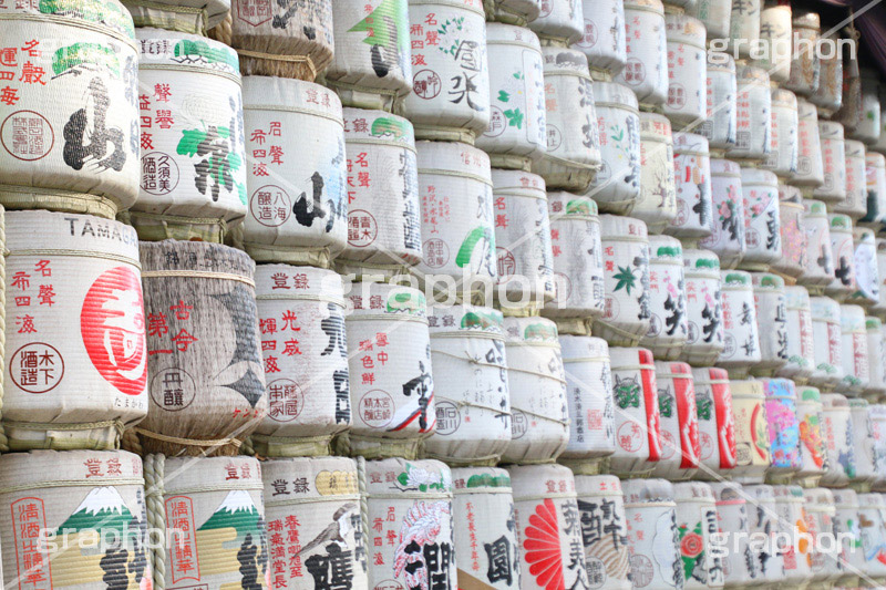 酒樽,樽酒,樽,タル,奉納,明治神宮,めいじじんぐう,渋谷区,明治天皇,昭憲皇太后,祭神,明治,神宫,境内,御苑,外苑,お酒,酒,原宿,さけ,アルコール,日本酒