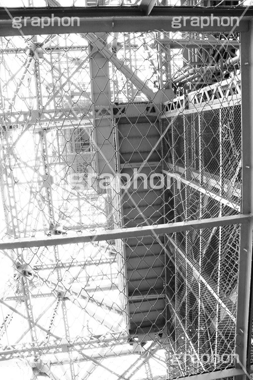 東京タワー見上げ,モノクロ,白黒,しろくろ,モノクローム,単色画,単彩画,単色