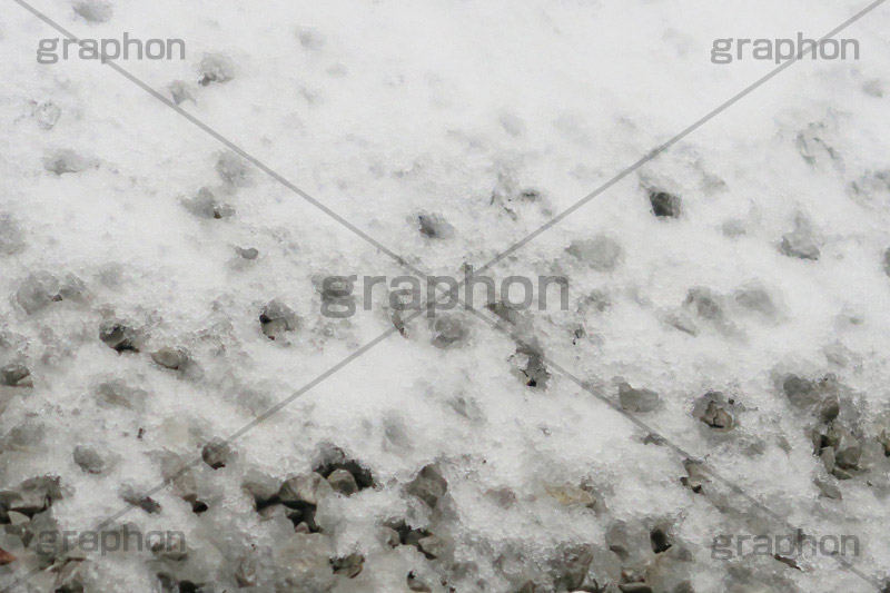 凍り付く地面,雪,ゆき,積,地面,凍り,冬,砂利,滑る,積雪,凍結,アイスバーン,snow,winter