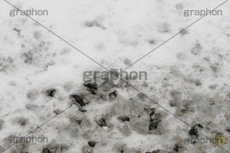 凍り付く地面,雪,ゆき,積,地面,凍り,冬,砂利,滑る,積雪,凍結,アイスバーン,snow,winter