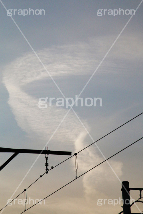 うねる雲,青空,空,晴,雲,お天気,空/天気,空/雲