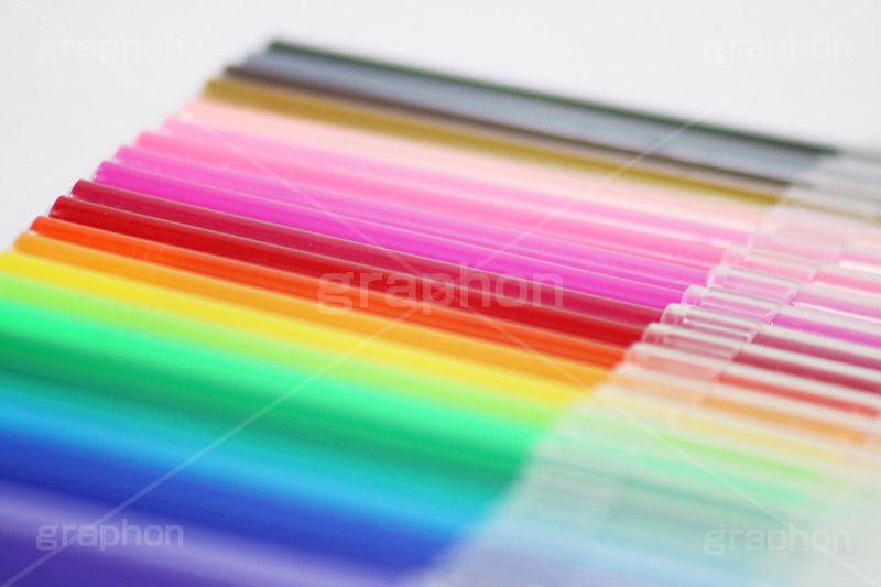 カラフルペン・セット,アート,ペン,カラー,カラフル,絵,セット,文具,文房具,水性,美術,アイテム,ステーショナリー,アーティスト,デザイン,お絵かき,イラスト,落書き,らくがき,水性ペン,色ペン,ペンセット,クリエイティブ,道具,pen,art