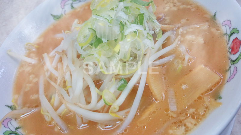 ラーメン,らーめん,麺,麺類,中華麺,麺料理,国民食,日本拉麺,Ramen,Chinese noodles,豚骨,豚骨醤油,中華,こってり,コッテリ,スマホ撮影