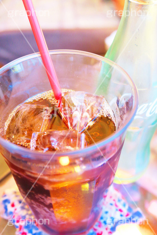 コーラ,cola,ソフトドリンク,飲み,飲み物,飲料,冷,ジュース,ドリンク,炭酸,soda,cider,爽快,cafe,restaurant,カフェ,レストラン,喫茶店,清涼