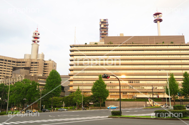 夕暮れ警視庁本部庁舎,夕暮れ,夕方,警視庁本部庁舎,警視庁,警察,霞が関,虎の門,虎ノ門,国家,機関,庁舎,交差点,国,組織,japan,police