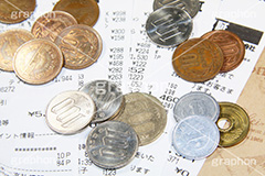 やりくり,家計,レシート,領収書,記録,節約,小銭,お金,かね,円,日本円,マネー,金銭,日本のお金,お金がない,財産,返済,貯金,借金,両替,キャッシュ,現金,銭,100円,100円玉,百円,500円,500円玉,五百円,money,yen,coin,コイン,経理,事務,経済
